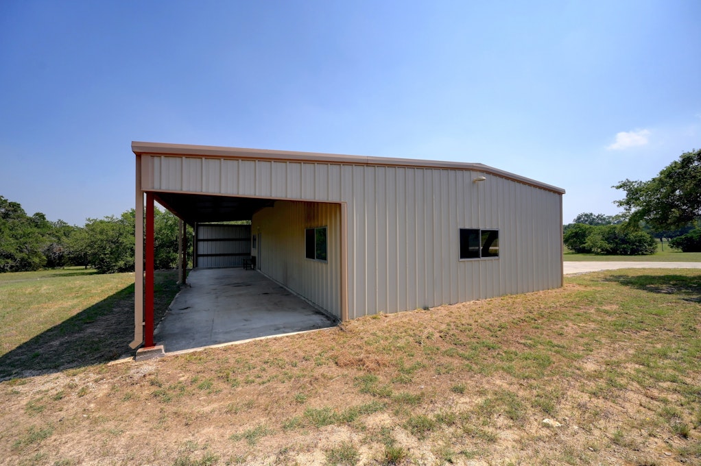300 Ann\'s way, Blanco, TX 78606, Presented by Robby Robinson, All City